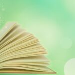 Aufgeklapptes Buch